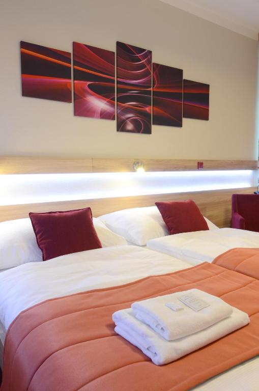 Hotel Uno Ústí nad Orlicí Ruang foto